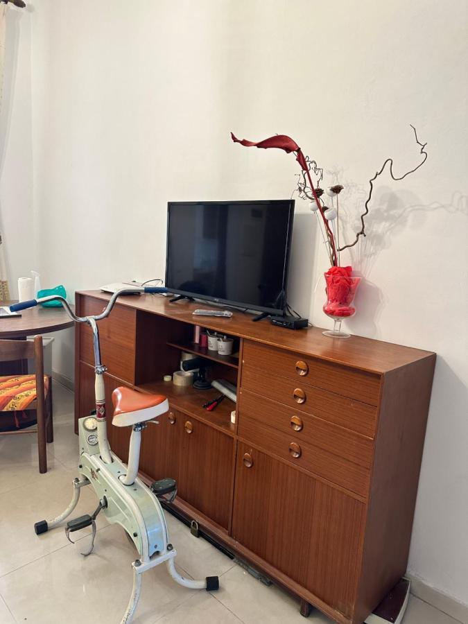 Alloggio In Centro Ben Servito Savona Bagian luar foto